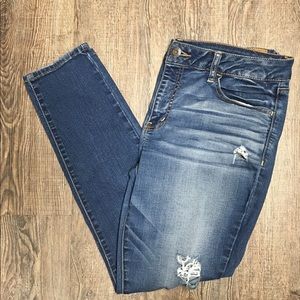 American Eagle Distressed Super Stretch Jegging